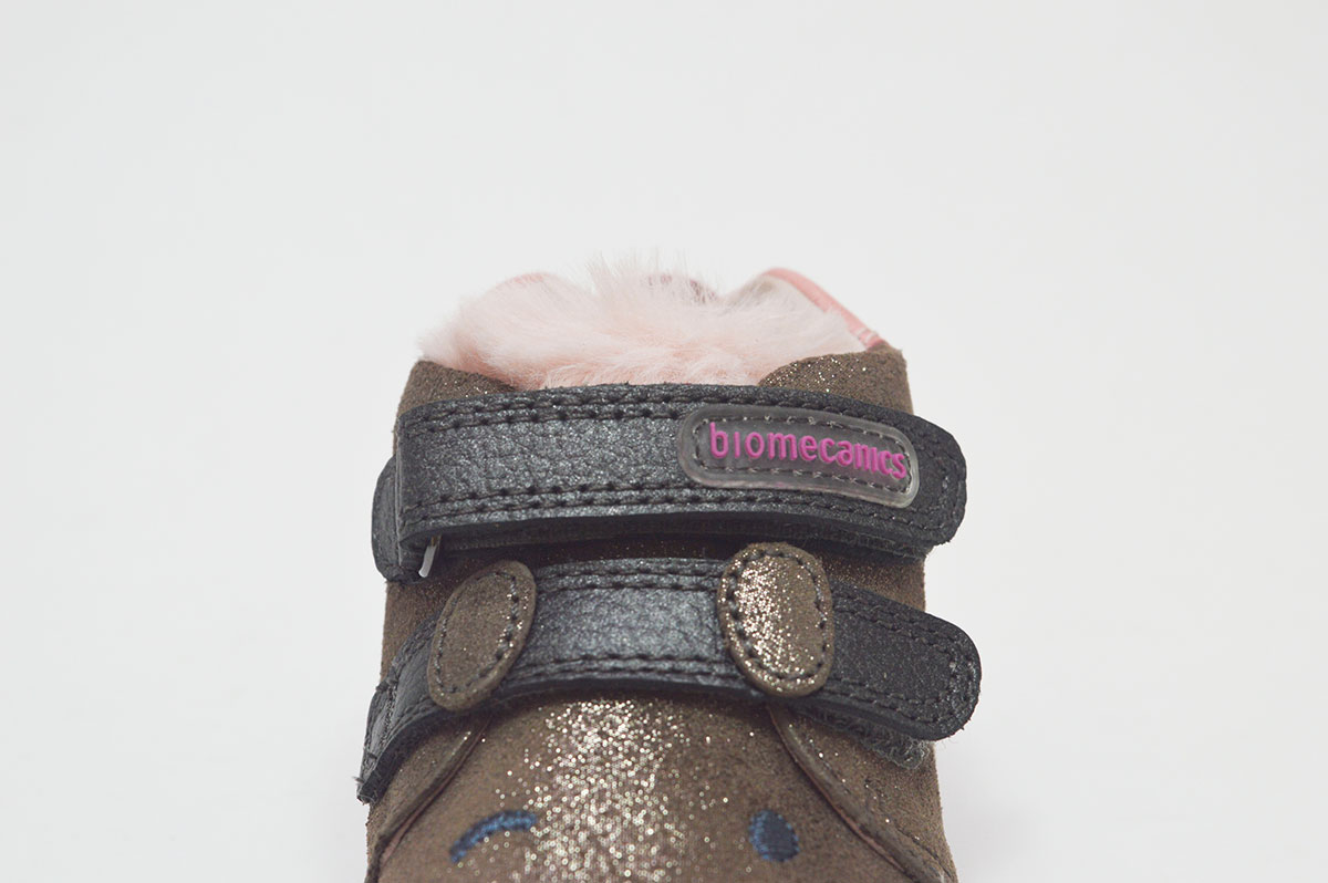 Bota bronce pelo niña Biomecanics - Imagen 7