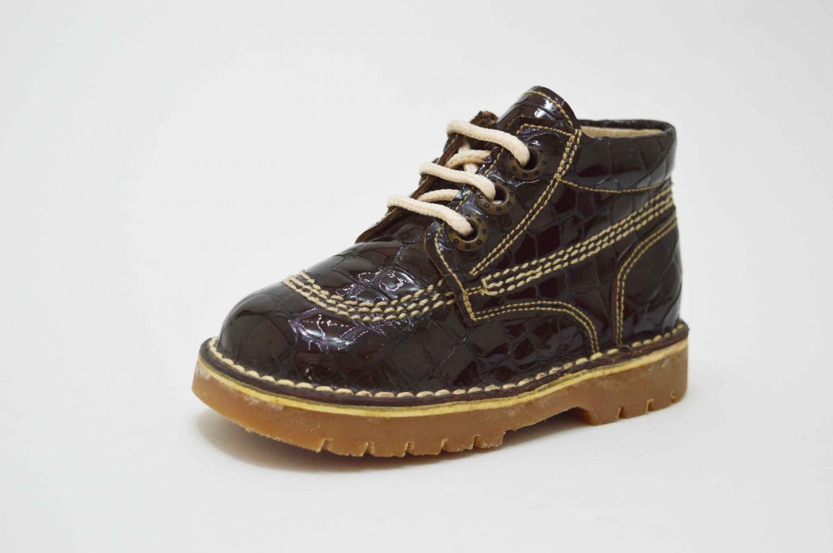 Botita cordones estilo militar niña - Imagen 3