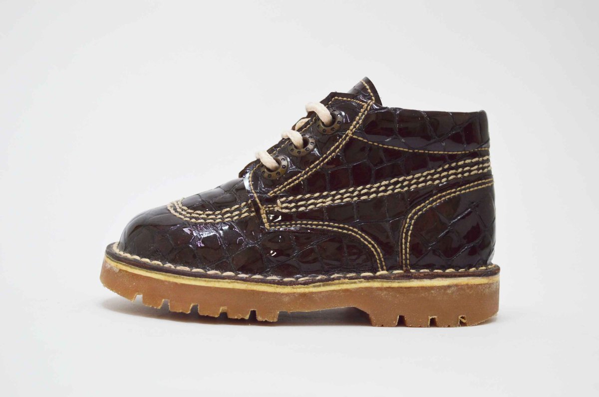 Botita cordones estilo militar niña - Imagen 4