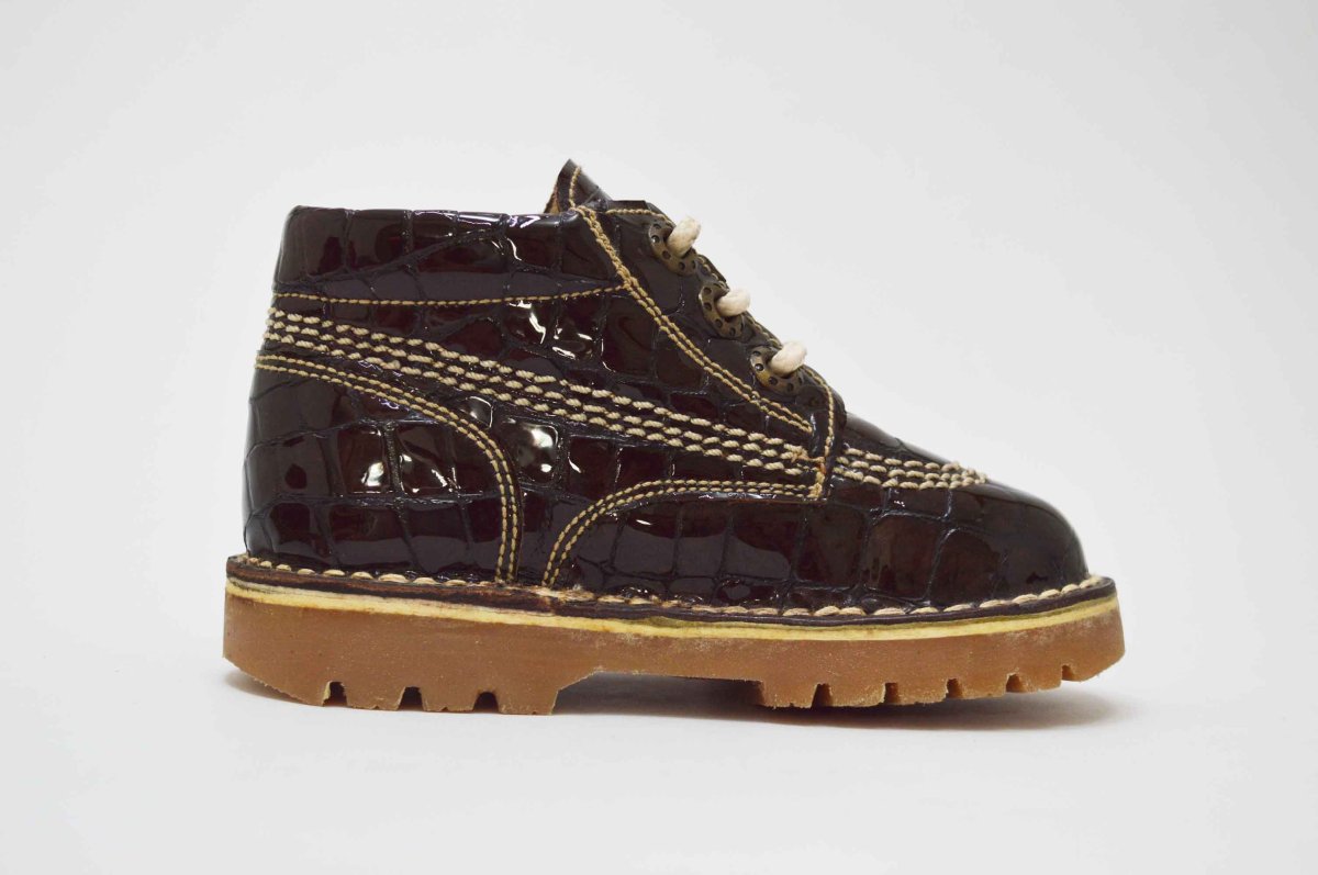 Botita cordones estilo militar niña - Imagen 5
