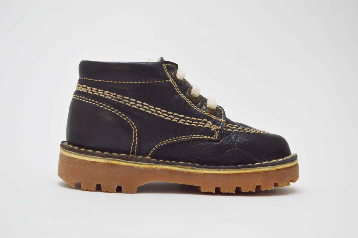 Botita cordones estilo militar niña - Imagen 9