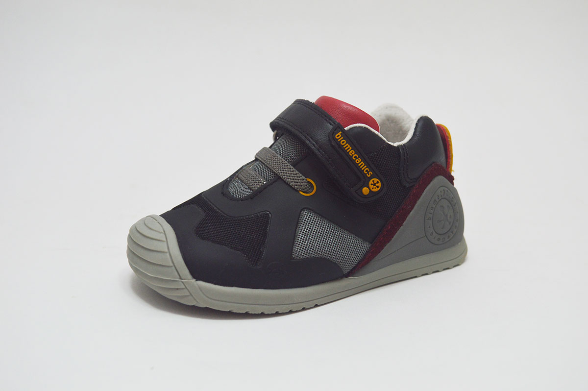 Bota gris negro niño Biomecanics - Imagen 9