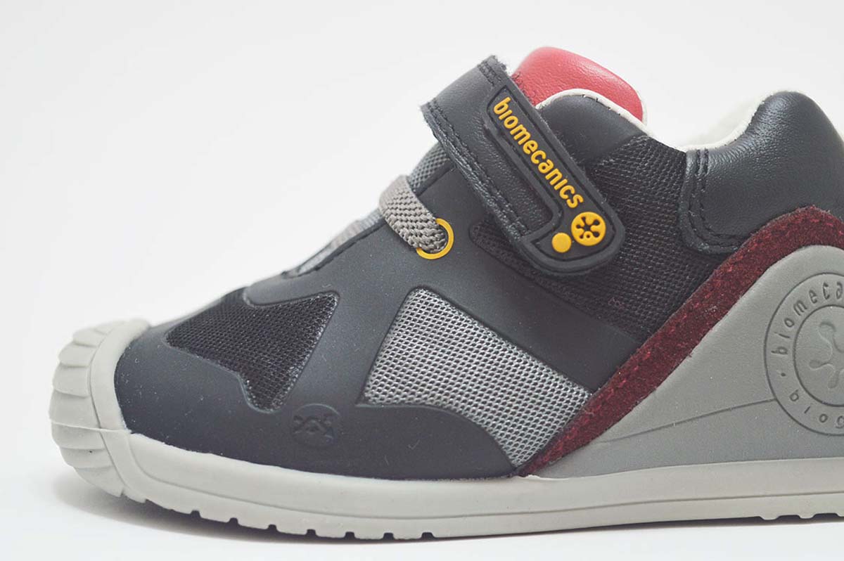 Bota gris negro niño Biomecanics - Imagen 6