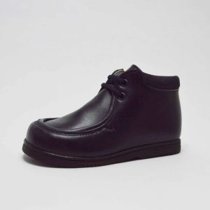 Bota tipo wallabi azul marino niño