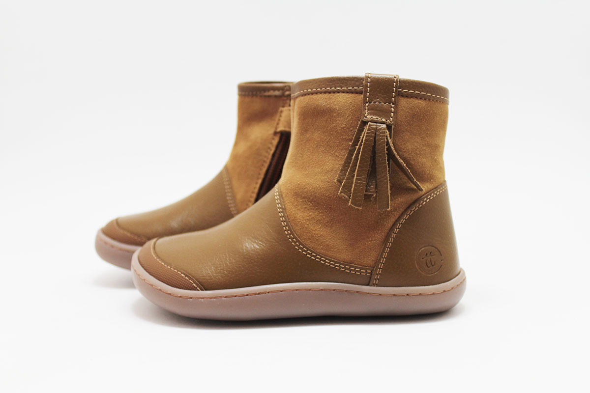 Botines barefoot niña flecos Chetto - Imagen 7