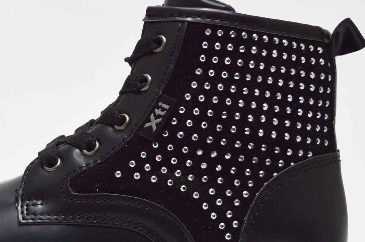 Botas estilo militar negro tachuelas niña - Imagen 6