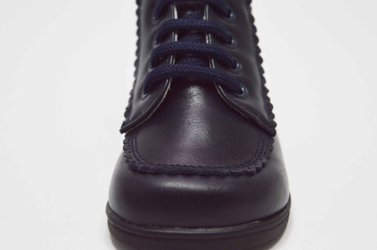 Bota cordones festoneado azul marino - Imagen 9