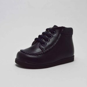 Bota cordones festoneado azul marino