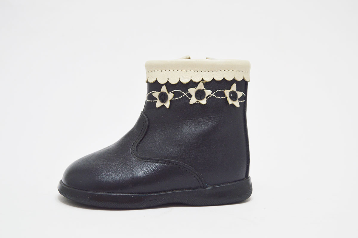 Bota corta estrellitas niña - Imagen 7