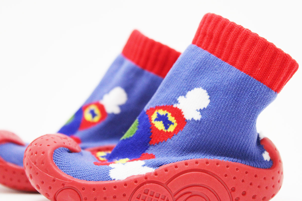 Calcetines con suela rojo y azul - Imagen 6