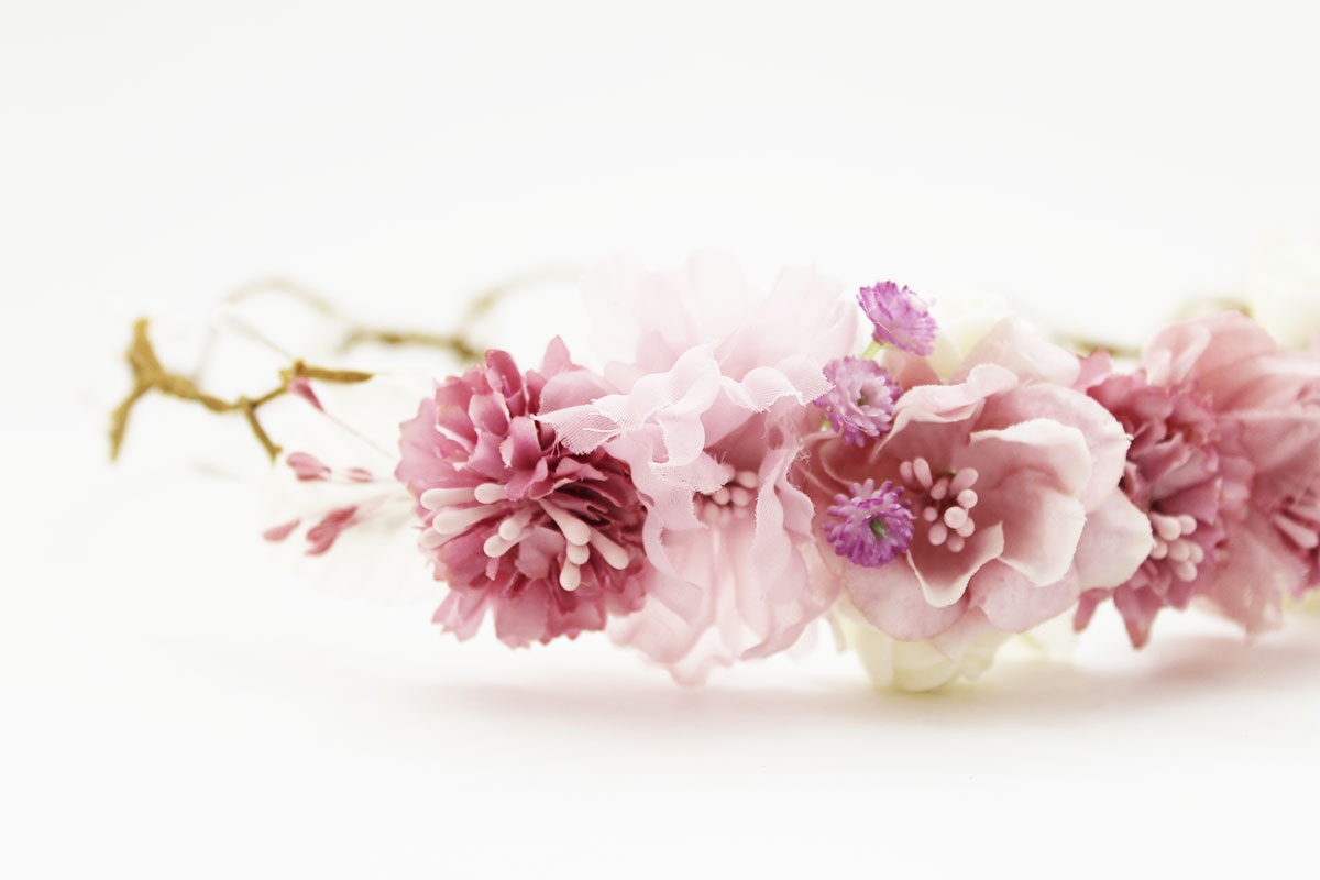Corona ceremonia niña tonos rosa palo malva - Imagen 8