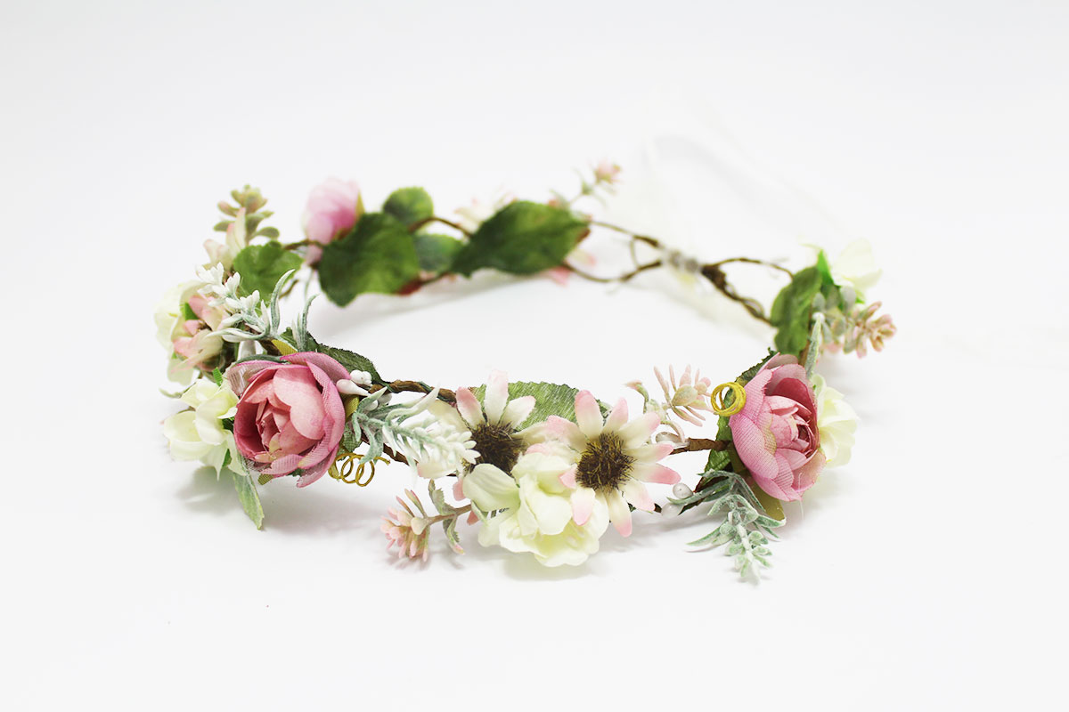 Coronas de margaritas rosas y beige comuniones - Imagen 2