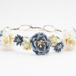 Corona comunión niña azul empolvado beige