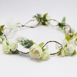 Corona de flores beige para comunión