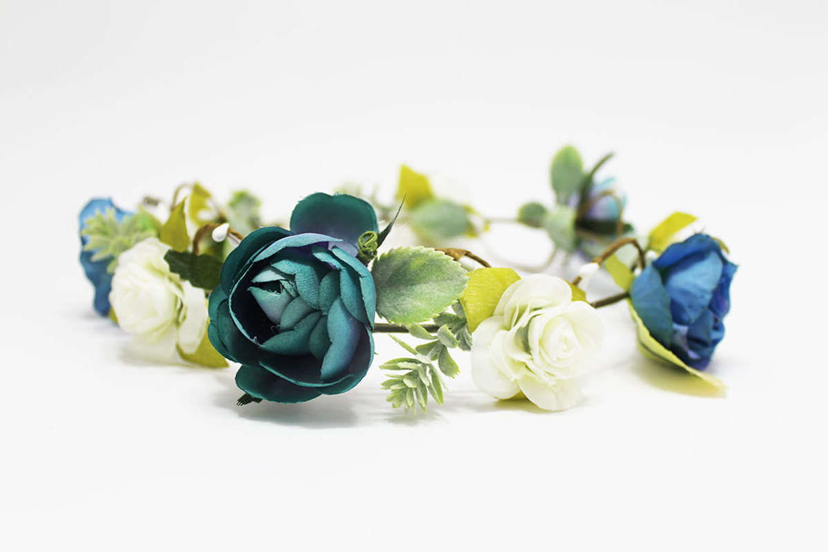 Coronas de flores azules para ceremonia - Imagen 8