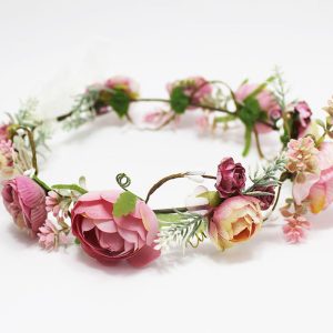 Coronas de flores rosa para comunión
