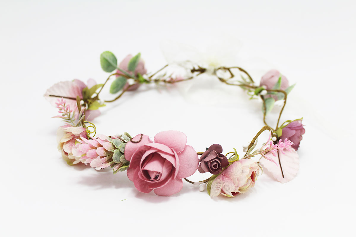 Corona de flores rosas para comunión - Imagen 8