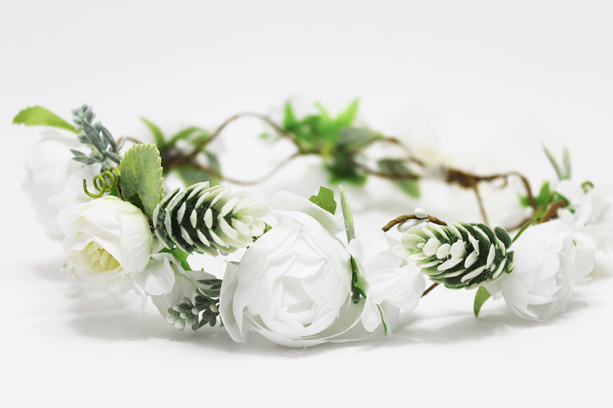 Coronas flores blanco niña ceremonia - Imagen 9