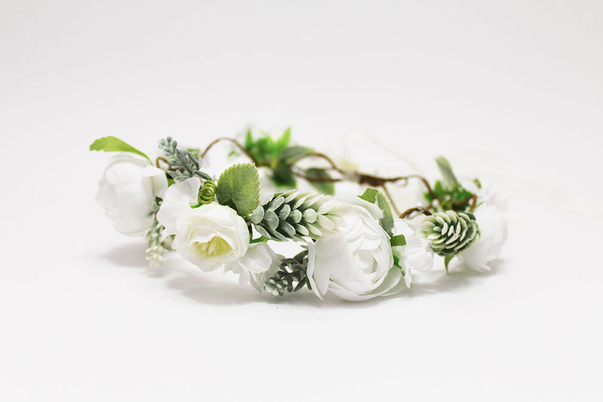 Coronas flores blanco niña ceremonia - Imagen 6