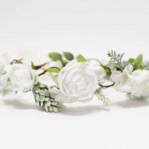 Coronas flores blanco niña ceremonia
