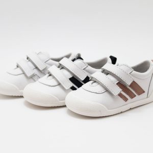Deportivos blanco rayas laterales modelo Luna