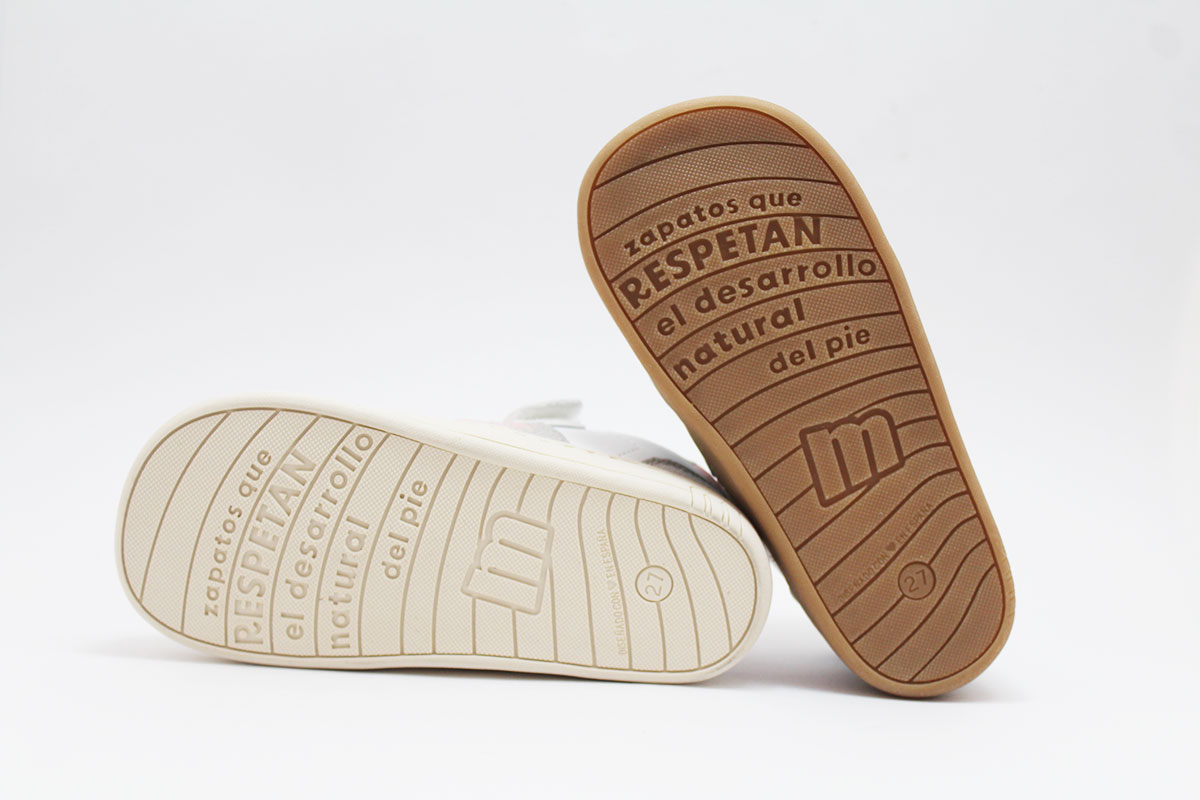 Deportivas respetuosas cordones elásticos Mustang free - Imagen 8