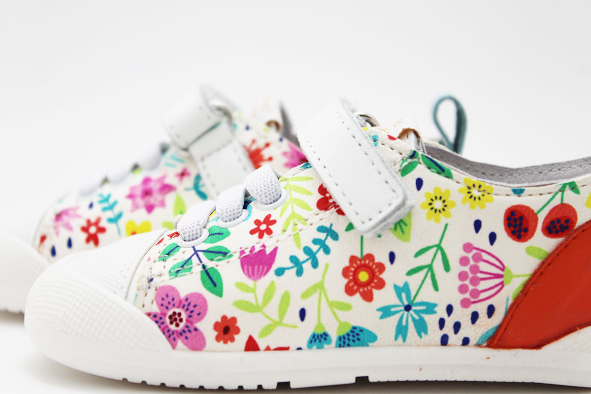 Deportivos estampado colorido Ariel Blanditos by crios niña - Imagen 4