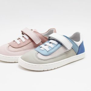 Deportivos Blanditos by crios modelo BERLIN tejido