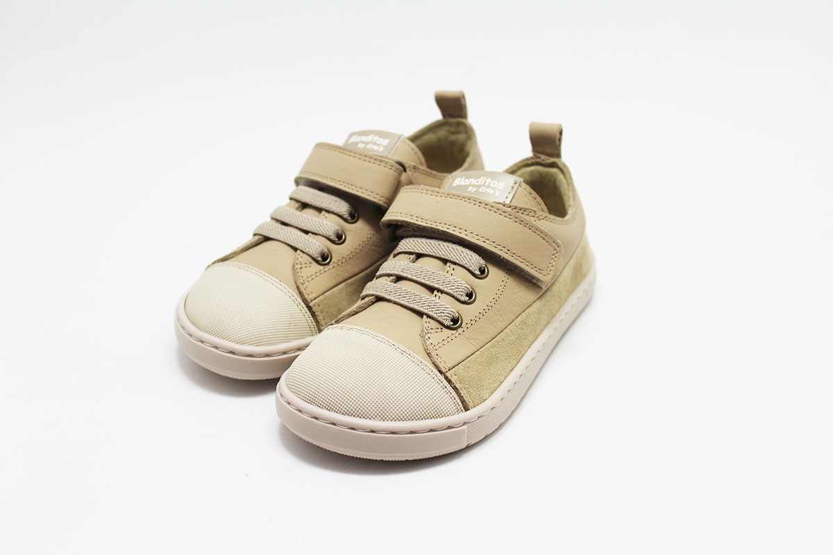 Deportivos Ancla beige cordones elásticos Blanditos - Imagen 8