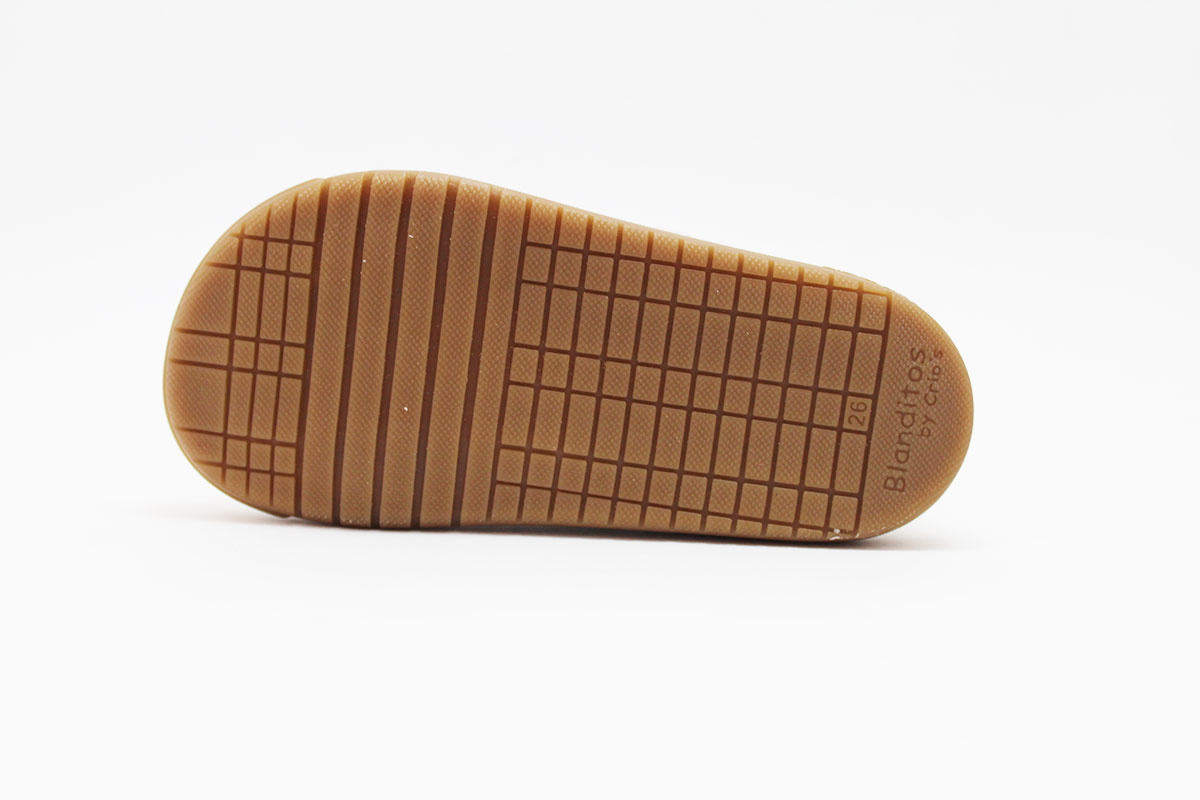 Deportivo Blanditos by Crios blanco rosa suela caramelo - Imagen 9