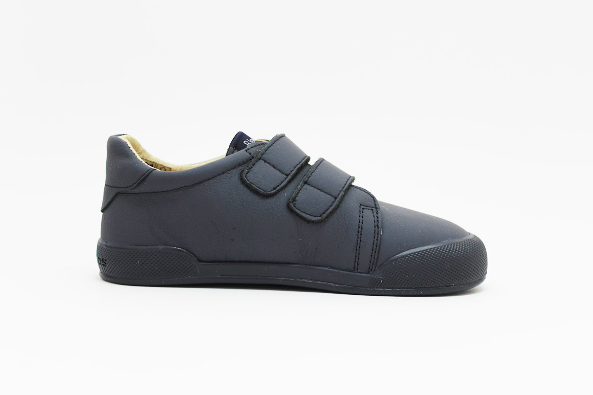 Deportivos tipo colegial azul marino Blanditos modelo Londres - Imagen 7