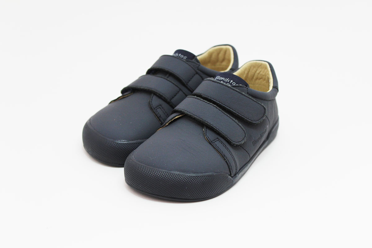 Deportivos tipo colegial azul marino Blanditos modelo Londres - Imagen 3