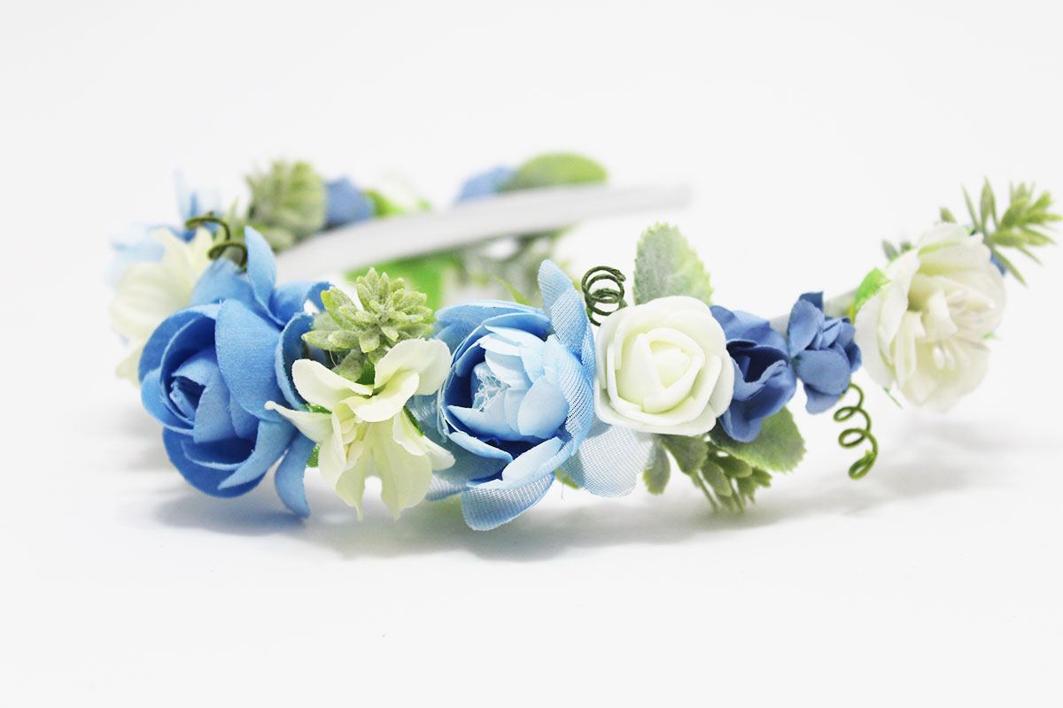 Diadema flores azul beige niña ceremonia - Imagen 3