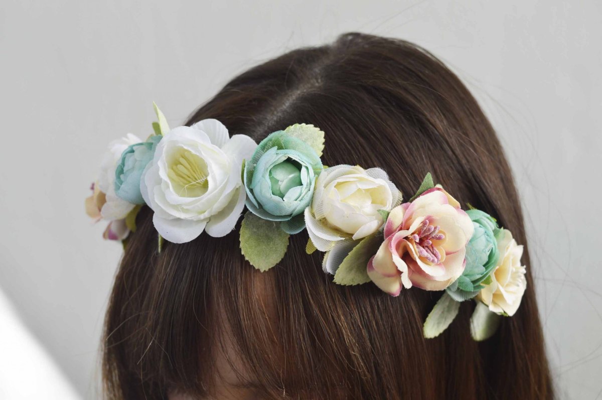 Diadema flores tonos pasteles niña - Imagen 3