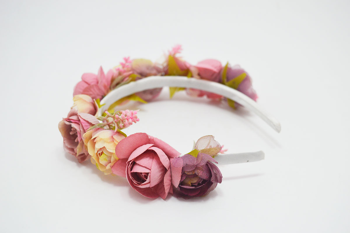 Diadema flores rosa comunión niña - Imagen 6
