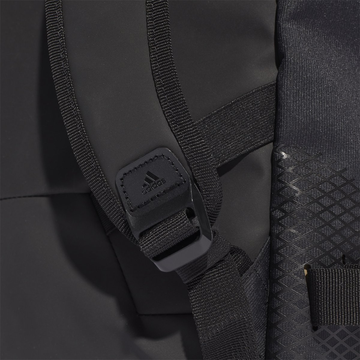 BOLSA 4CMTE DUFFEL – COLOR NEGRO - Imagen 6