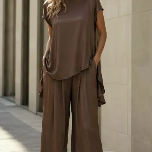 PANTALÓN RECTO MARRÓN