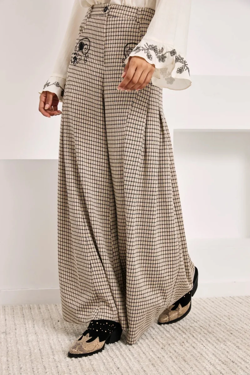 PANTALÓN PALAZZO CUADROS CON BORDADOS IVORY - Imagen 3