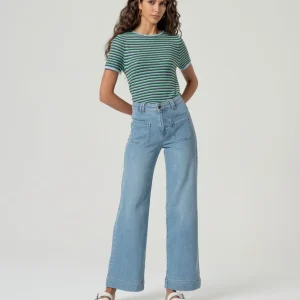 PANTALÓN VAQUERO RECTO CON BOLSILLOS PARCHE AZUL CLARO