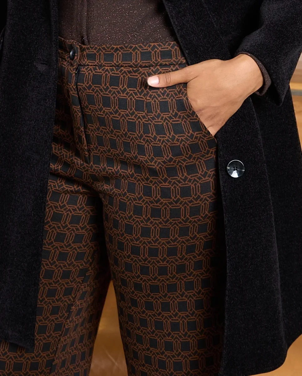 PANTALÓN RECTO CON PRINT GEOMÉTRICO RECTO - Imagen 6