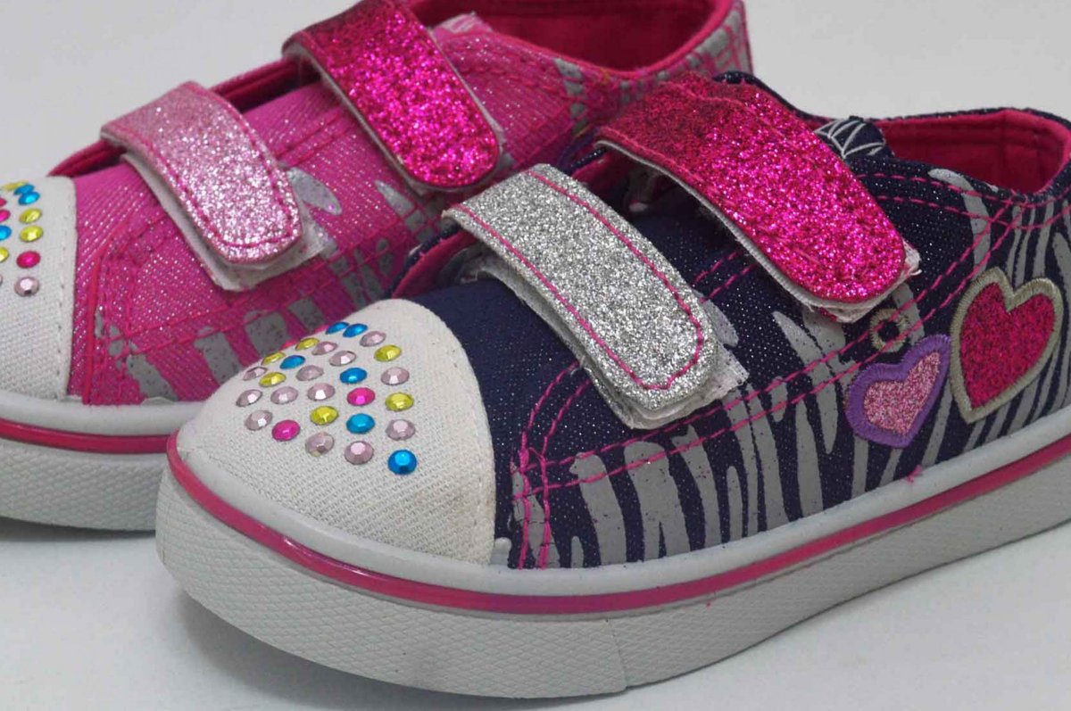 Lona glitter con puntera niña - Imagen 4