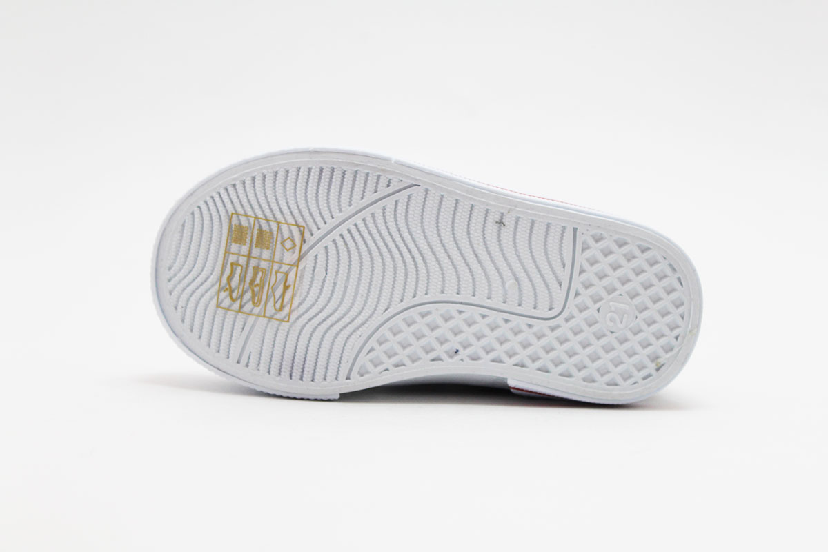 Zapatillas tipo lona con puntera niño niña - Imagen 8