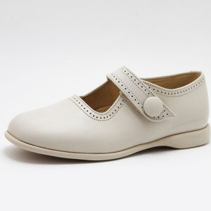 Merceditas beige botón decorativo suela goma niña