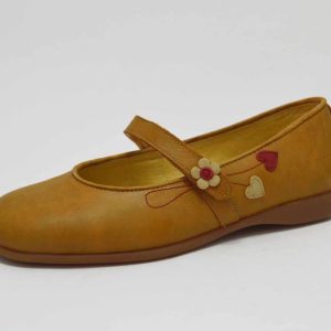 Mercedita camel flor cierre adherente niña