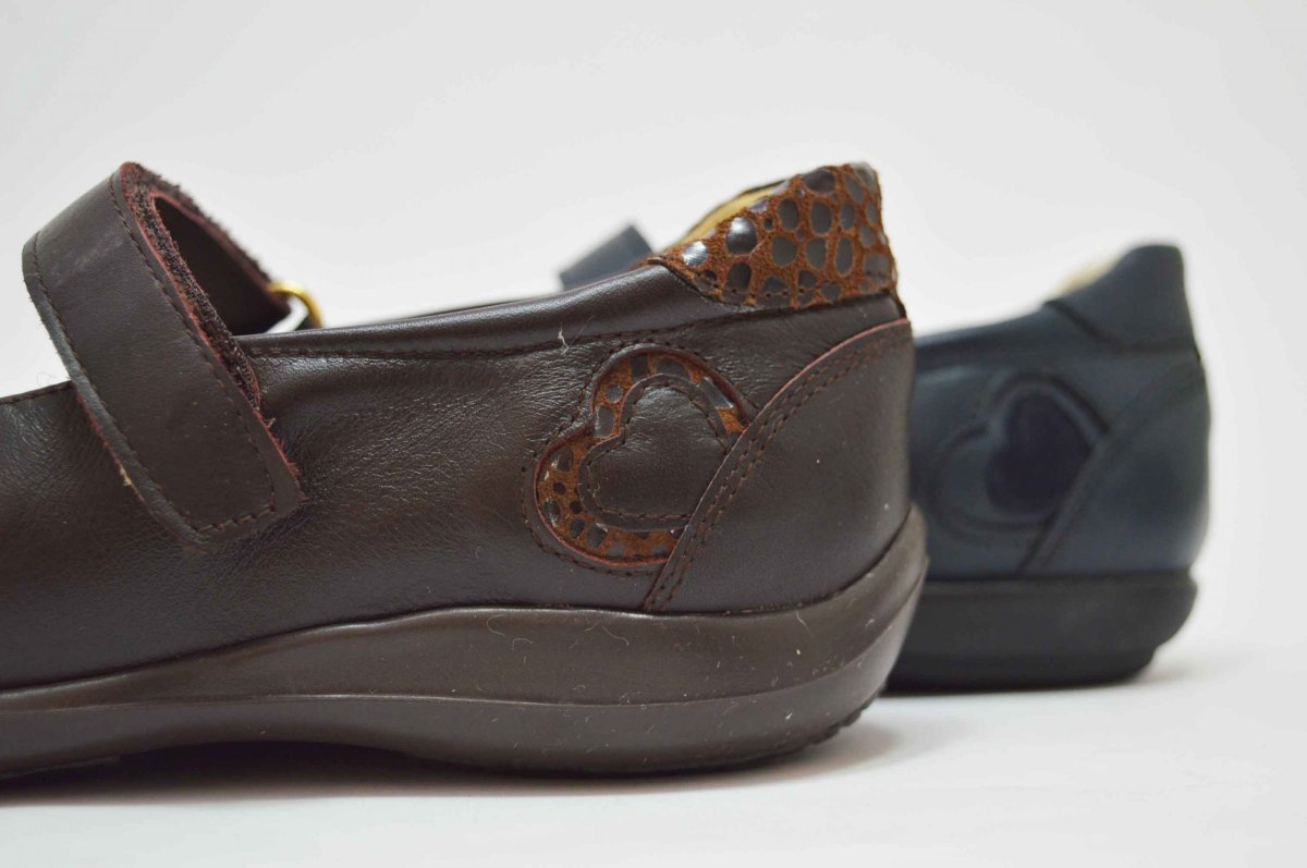 Mercedita colegial corazon niñas - Imagen 9