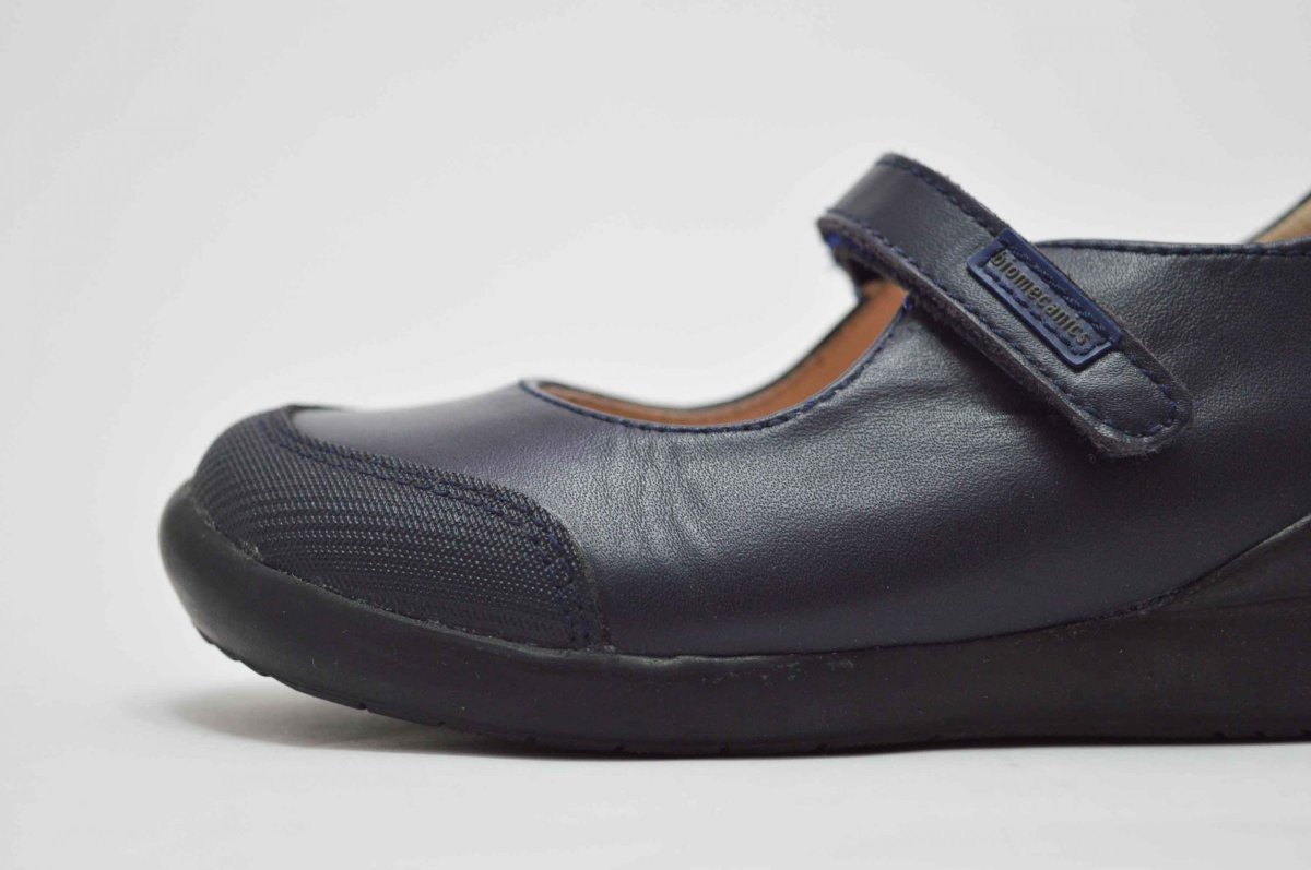 Mercedita colegial niña Biomecanics - Imagen 6