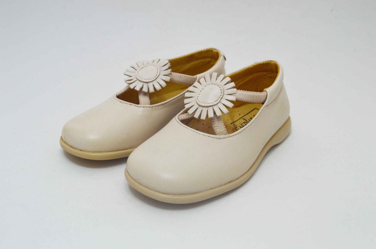 Merceditas beige flor elásticos niña - Imagen 3