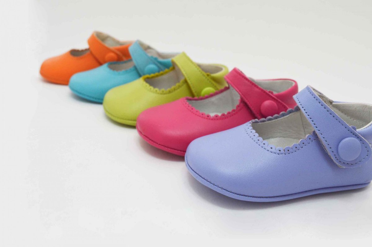 Mercedes boton sin suela bebe - Imagen 9