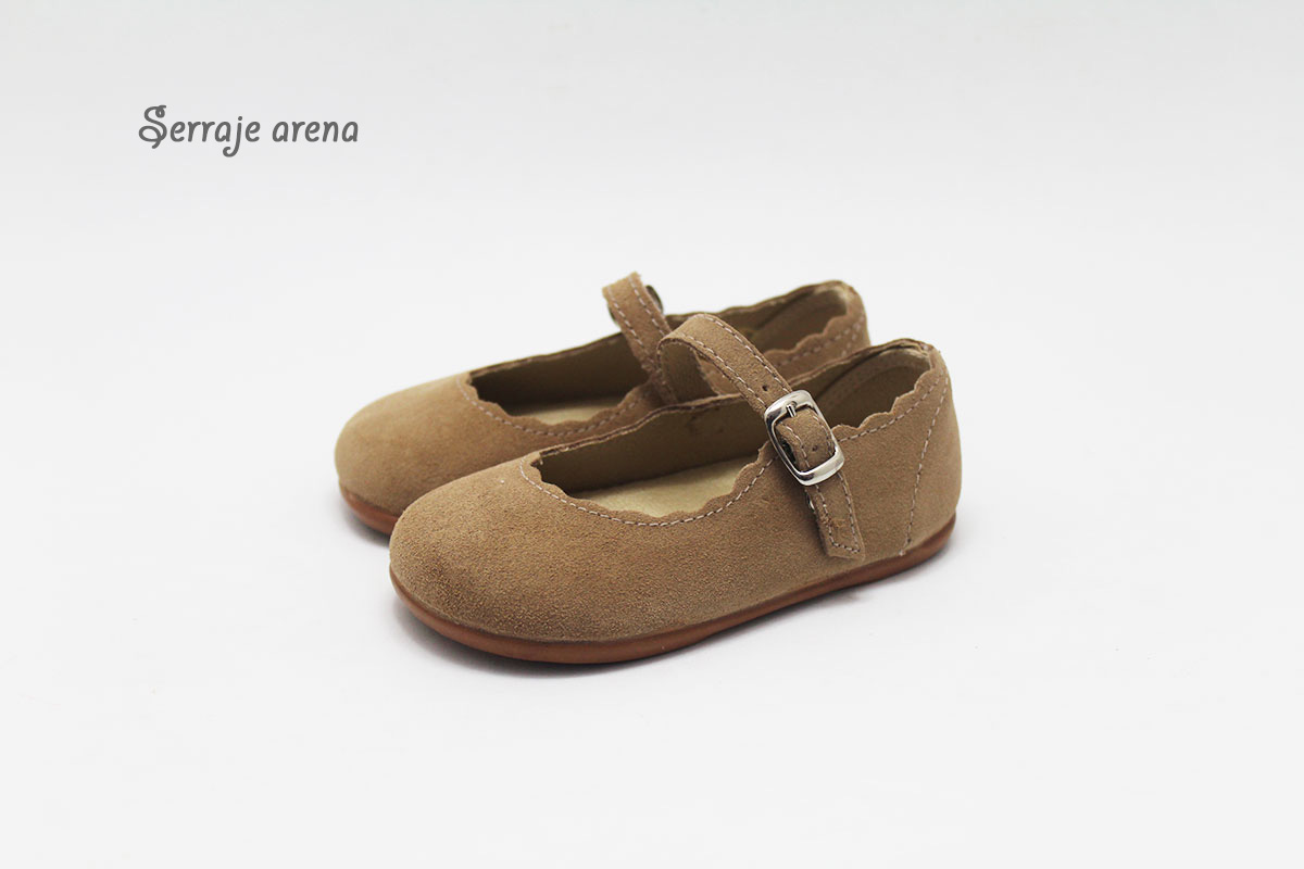 Merceditas barefoot ondas serraje niña Chuches - Imagen 4