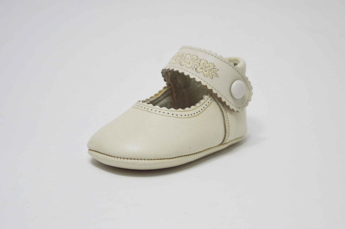 Zapato bebé sin suela beige niña